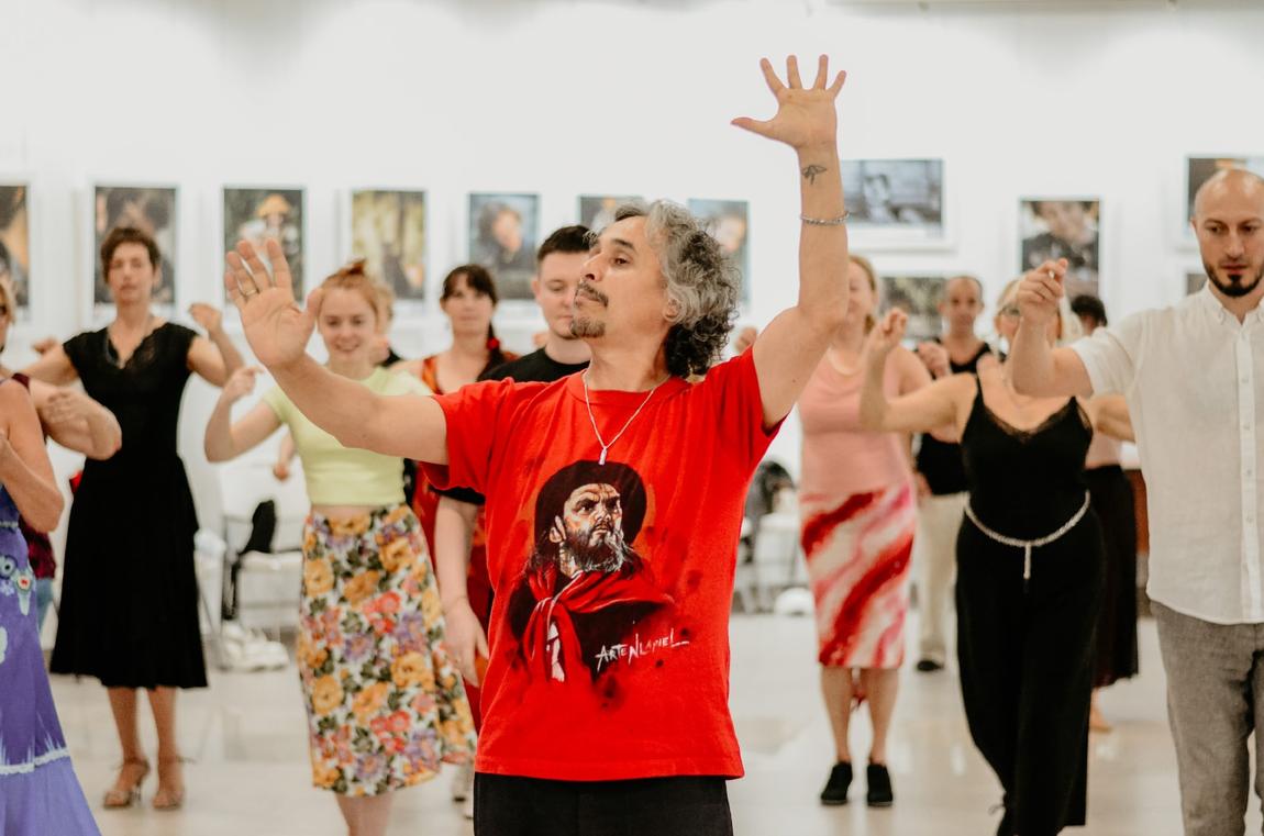 Первый день Summer Festival Puro Tango 2025 в нашем историческом парке получился по-настоящему зажигательным.